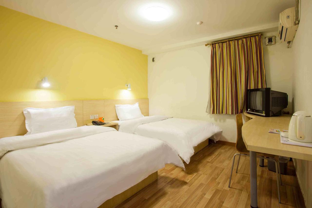 7Days Inn Nanjing Xuanwu Lake East Coach Terminal Экстерьер фото
